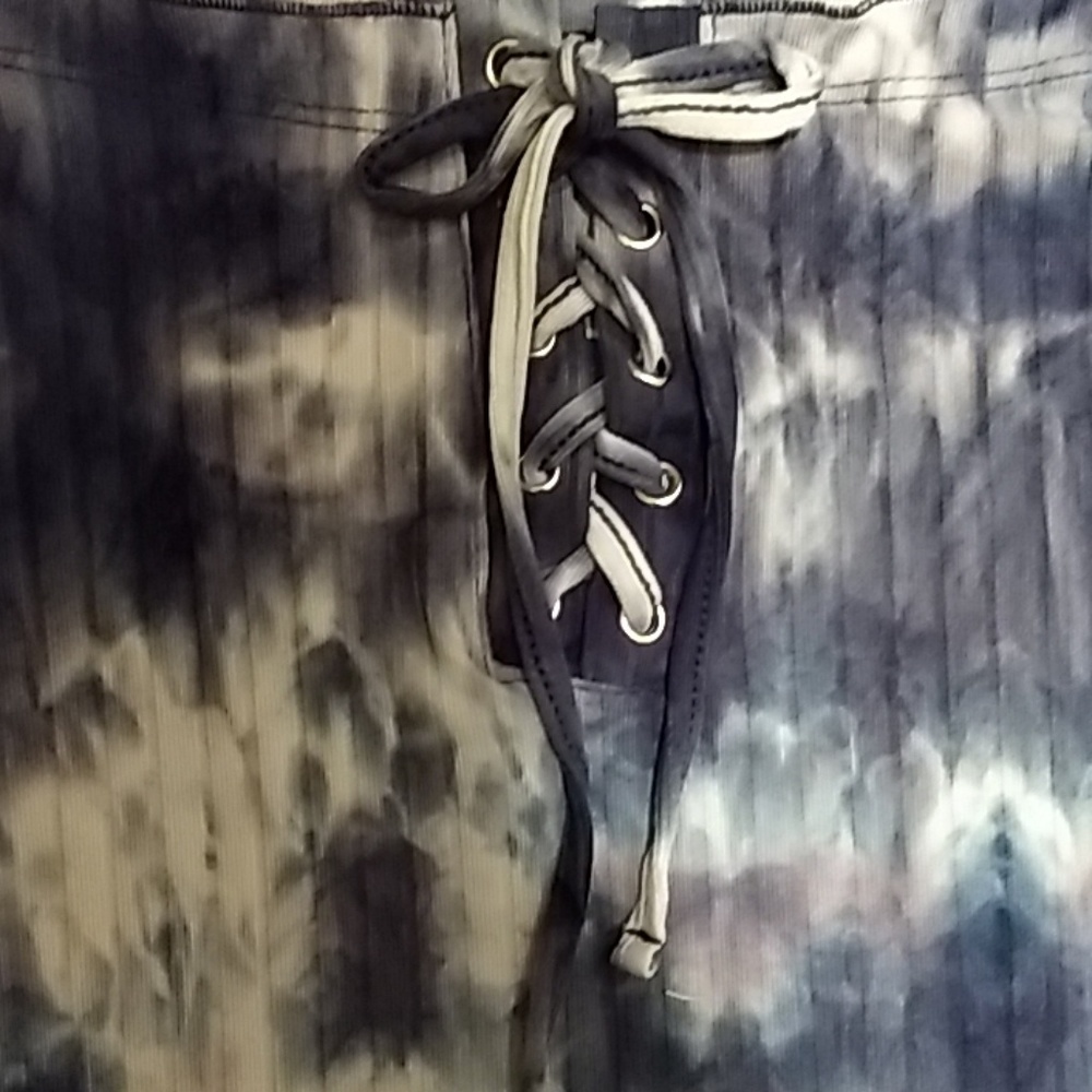 2/$20  1 LEFT Tye-Dye Off Shoulder Top - Picture 2 of 3